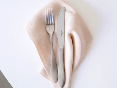 Lifestyle Accessoires napkin in rosé E Pure Linen Napkins and Table Runners - Villeroy & Boch