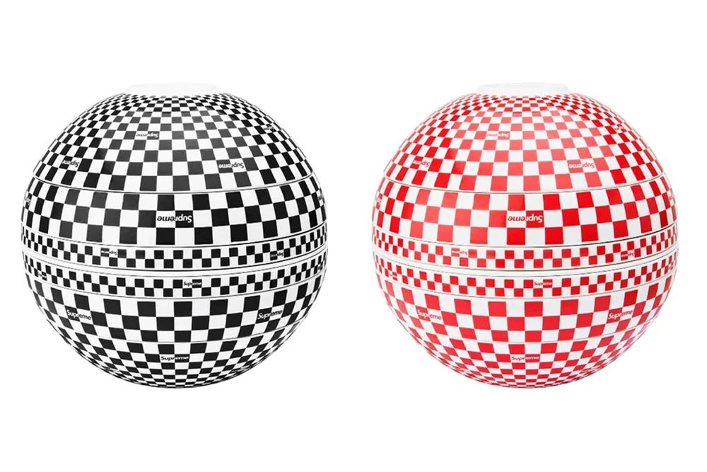 Two La Boule sets from Villeroy & Boch in black and white and red and white check pattern, stacked and shown separately.