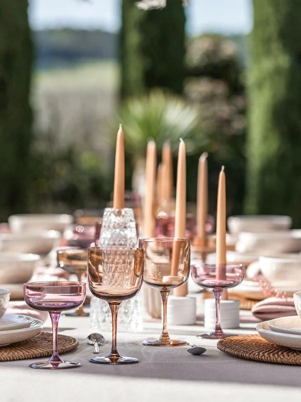 Table set with glasses from the Perlemor collection A table set with like. by Villeroy & Boch Perlemor tableware.