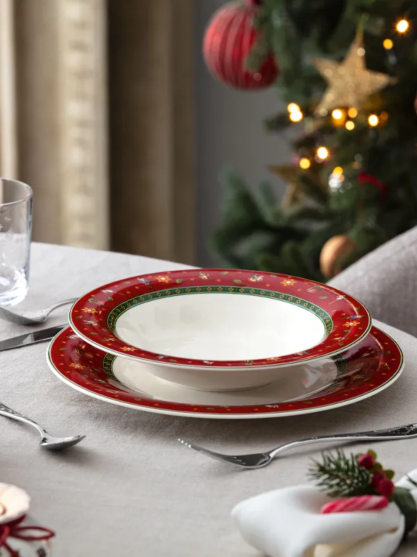 Nostalgic Christmas table inspiration