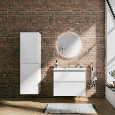 Szafka podumywalkowa Collaro z umywalką meblową Venticello i lustrem More to See Lite Szafka podumywalkowa Collaro z umywalką meblową Venticello i lustrem More to See Lite w industrialnej łazience Villeroy & Boch.