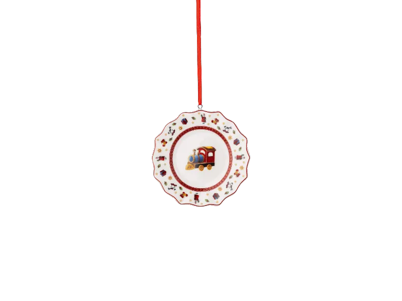 Advent Calendar sneak peak - 05 Plate ornament Villeroy & Boch ornament features a train design with a wavy edge, decorated with Christmas motifs and is hanging from a red ribbon.