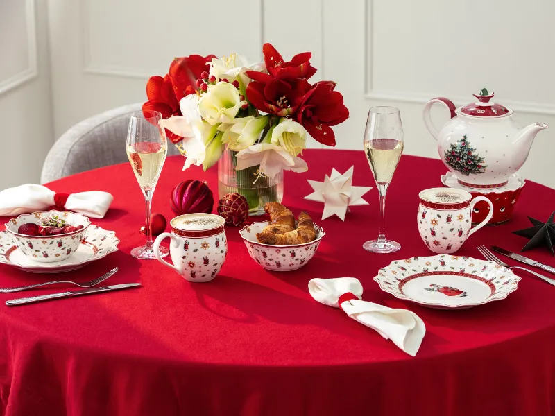 Festive Christmas breakfast with Toys Delight by Villeroy & Boch