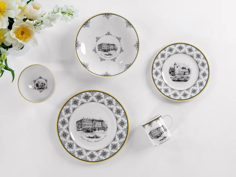 Audun Maison collection Audun Maison on white background