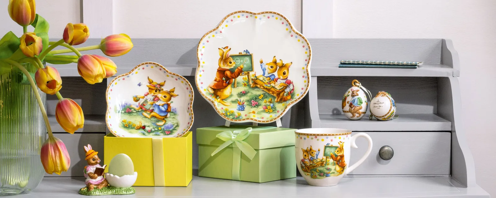 Colorful Easter decorations that bring together tradition and the joy of spring: Create unforgettable Easter moments at home with detailed plates, mugs, and decorative figurines.